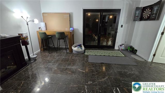 2013 Woodside Court, Salisbury Twp, PA 18103