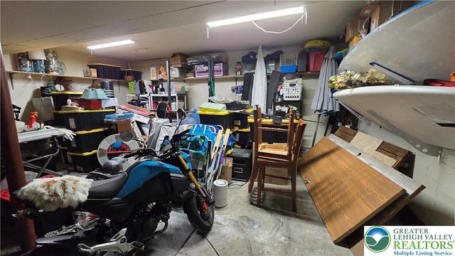 2013 Woodside Court, Salisbury Twp, PA 18103