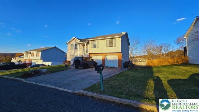 2013 Woodside Court, Salisbury Twp, PA 18103