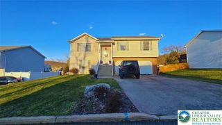 2013 Woodside Court, Salisbury Twp, PA 18103
