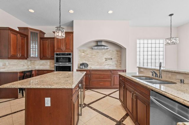 4096 Artesa Drive, Boynton Beach, FL 33436