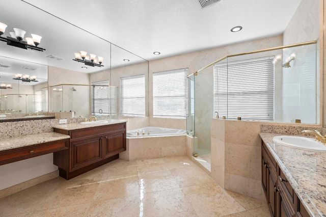 4096 Artesa Drive, Boynton Beach, FL 33436