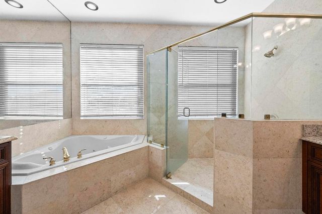 4096 Artesa Drive, Boynton Beach, FL 33436