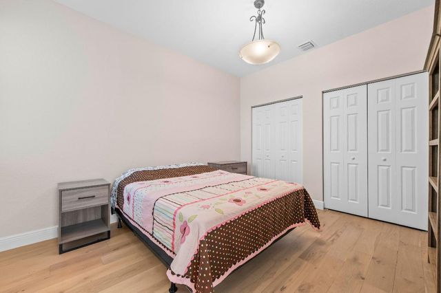 4096 Artesa Drive, Boynton Beach, FL 33436