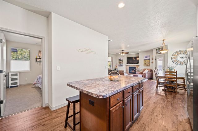 182 Night Hawk Drive, Grand Junction, CO 81503