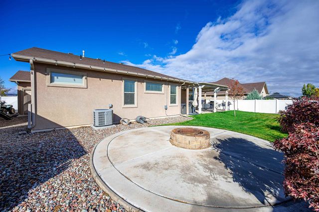 182 Night Hawk Drive, Grand Junction, CO 81503
