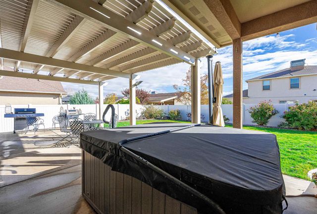 182 Night Hawk Drive, Grand Junction, CO 81503