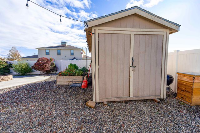 182 Night Hawk Drive, Grand Junction, CO 81503