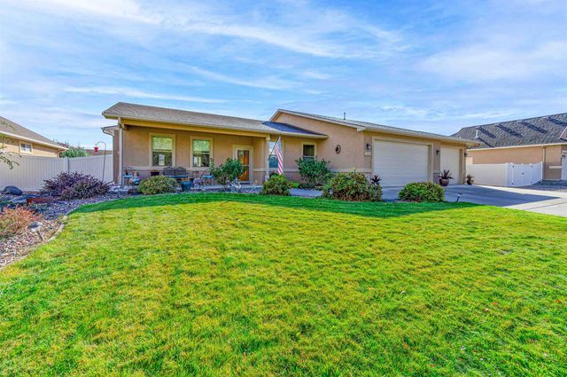 182 Night Hawk Drive, Grand Junction, CO 81503