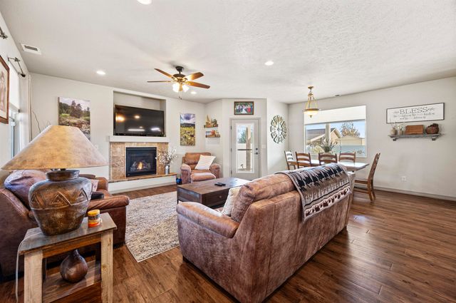 182 Night Hawk Drive, Grand Junction, CO 81503