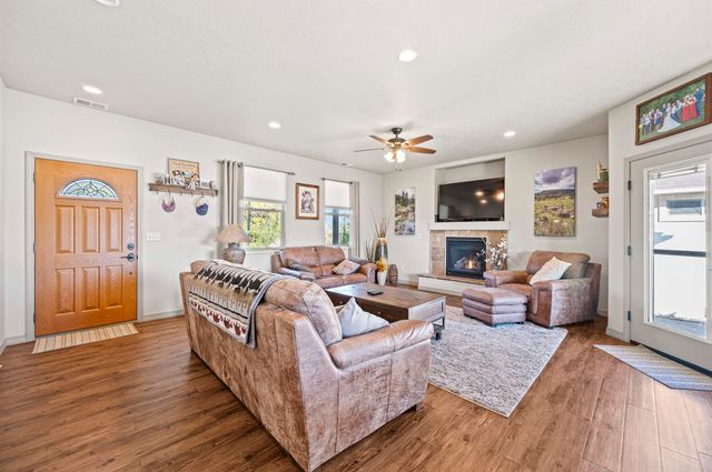 182 Night Hawk Drive, Grand Junction, CO 81503