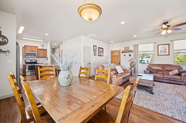 182 Night Hawk Drive, Grand Junction, CO 81503