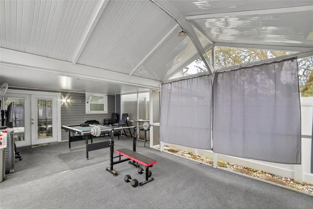 6424 ROCKPOINTE DRIVE, Tampa, FL 33634