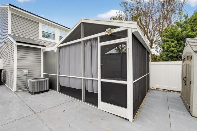 6424 ROCKPOINTE DRIVE, Tampa, FL 33634