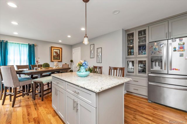 6 Belmont Court, Amityville, NY 11701
