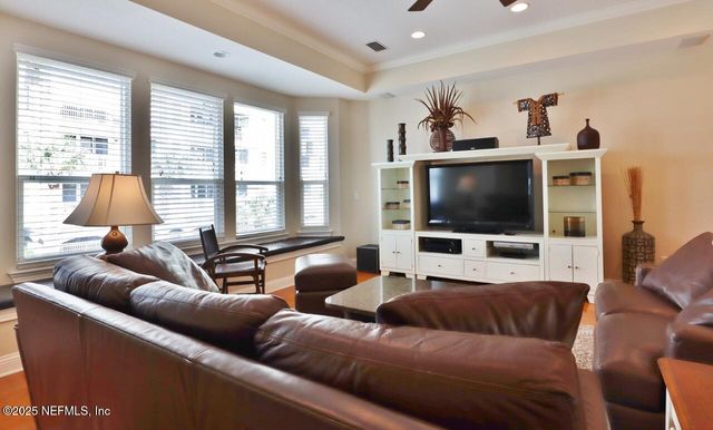 1111 1ST Street N, Jacksonville Beach, FL 32250