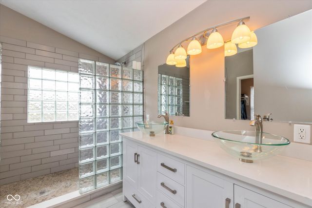 9756 Scotch Pine Court, Fishers, IN 46037