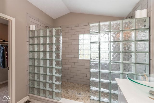 9756 Scotch Pine Court, Fishers, IN 46037