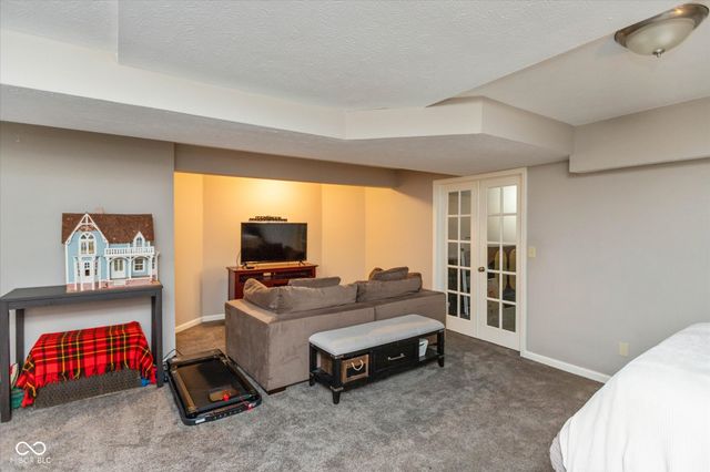 9756 Scotch Pine Court, Fishers, IN 46037