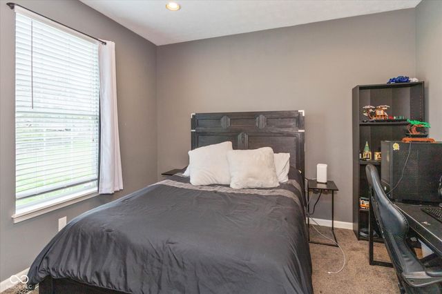 9756 Scotch Pine Court, Fishers, IN 46037