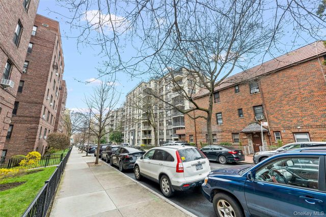 9825 64th Road 1D, Rego Park, NY 11374