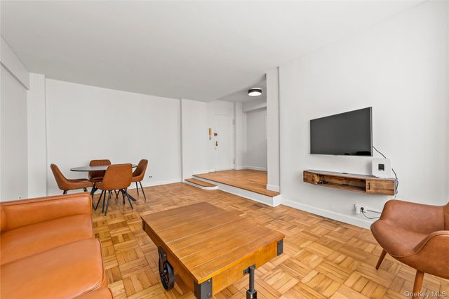 9825 64th Road 1D, Rego Park, NY 11374