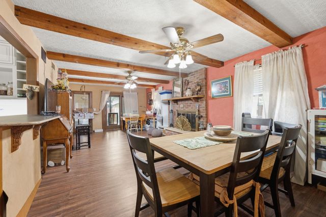 3075 W River Park Dr, Wichita, KS 67203