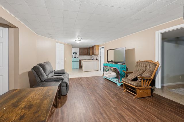 3075 W River Park Dr, Wichita, KS 67203