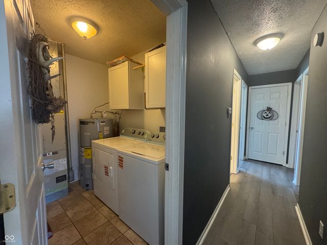 1255 E Longwood, Shelbyville, IN 46176