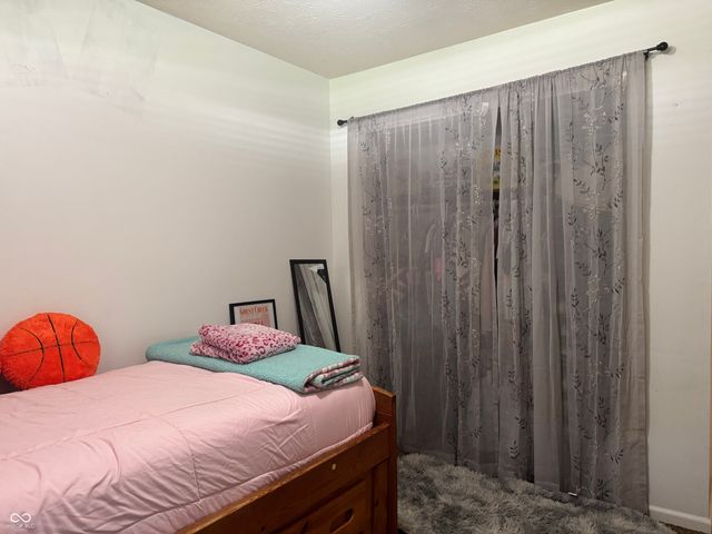 1255 E Longwood, Shelbyville, IN 46176