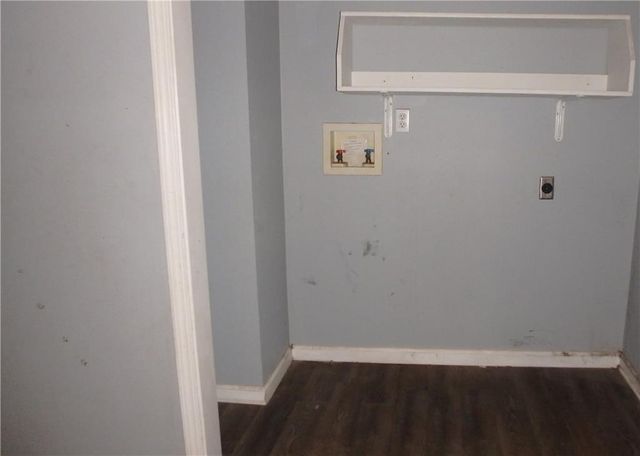 2625 NE 37th Street, Topeka, KS 66617