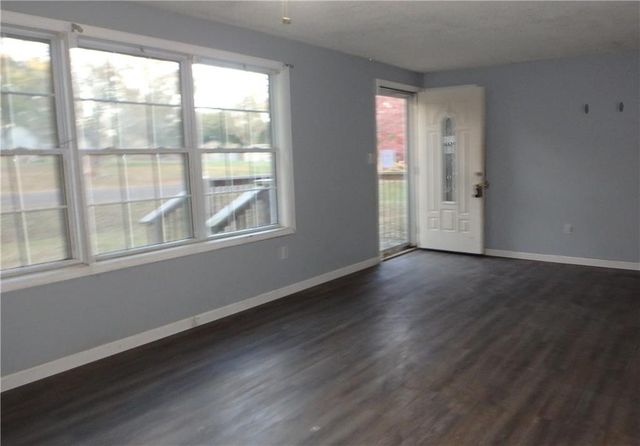 2625 NE 37th Street, Topeka, KS 66617