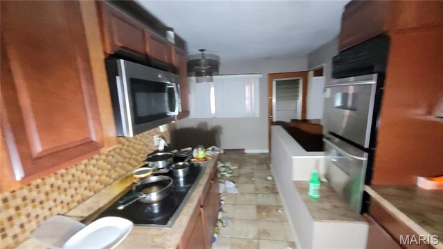 2287 Gadbury Drive, St Louis, MO 63136