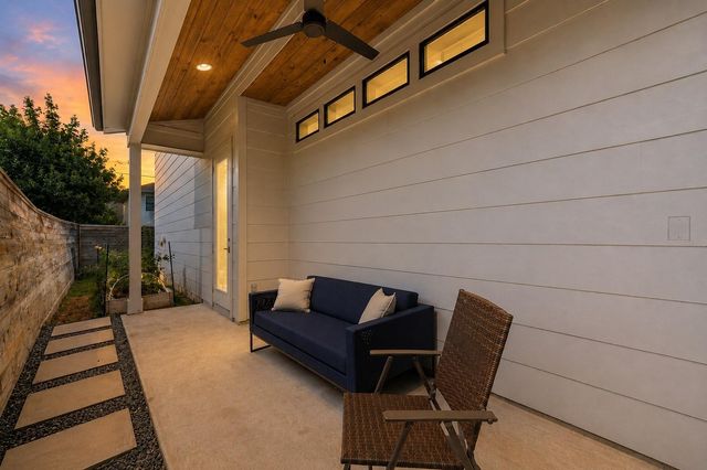 3317 Arlington Street, Houston, TX 77018