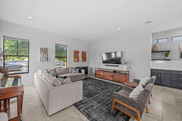 3317 Arlington Street, Houston, TX 77018