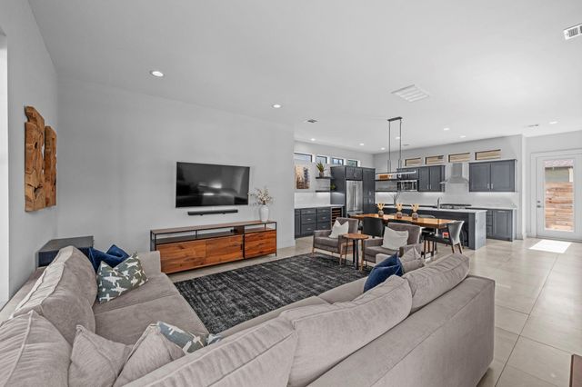 3317 Arlington Street, Houston, TX 77018