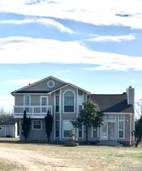 1840 FM 536, Pleasanton, TX 78064