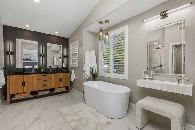 3236 Rancho Arroba, Carlsbad, CA 92009