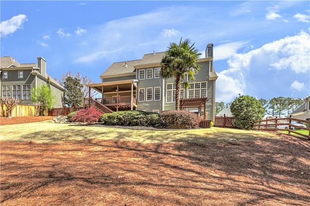 210 Golf Crest Drive, Acworth, GA 30101