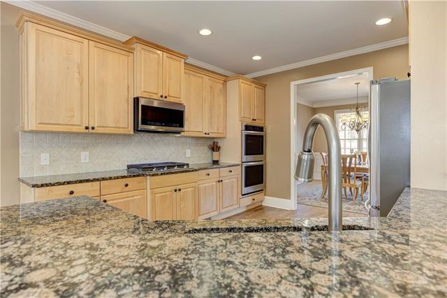 210 Golf Crest Drive, Acworth, GA 30101