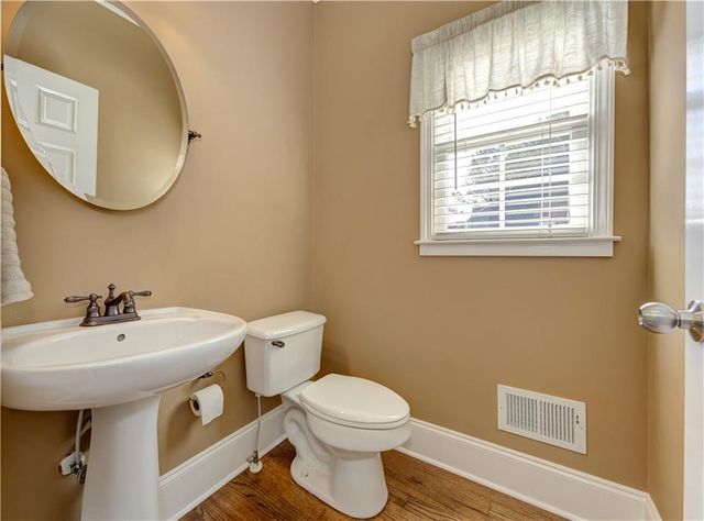 210 Golf Crest Drive, Acworth, GA 30101