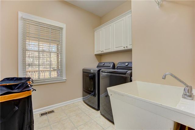 210 Golf Crest Drive, Acworth, GA 30101