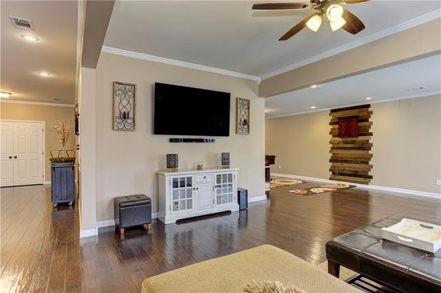 210 Golf Crest Drive, Acworth, GA 30101