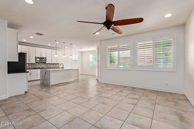 35020 N OPEN RANGE Drive, San Tan Valley, AZ 85144