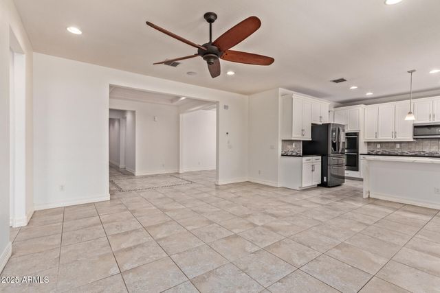 35020 N OPEN RANGE Drive, San Tan Valley, AZ 85144