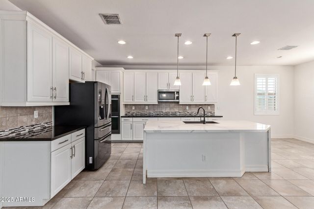 35020 N OPEN RANGE Drive, San Tan Valley, AZ 85144