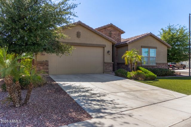 35020 N OPEN RANGE Drive, San Tan Valley, AZ 85144