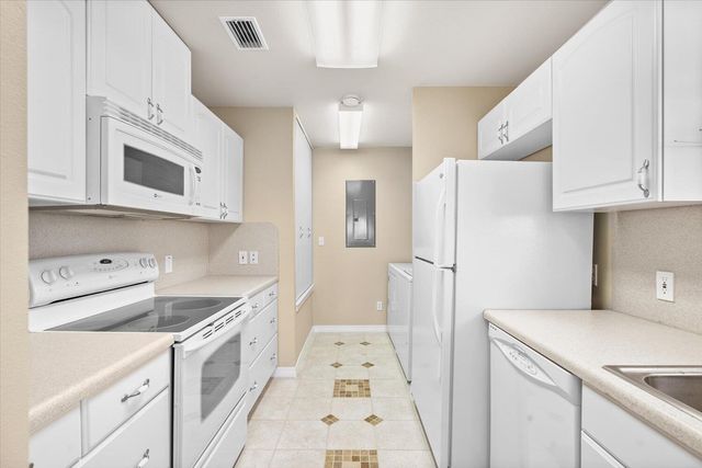 1491 W Highway 98, Mary Esther, FL 32569