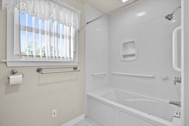1491 W Highway 98, Mary Esther, FL 32569