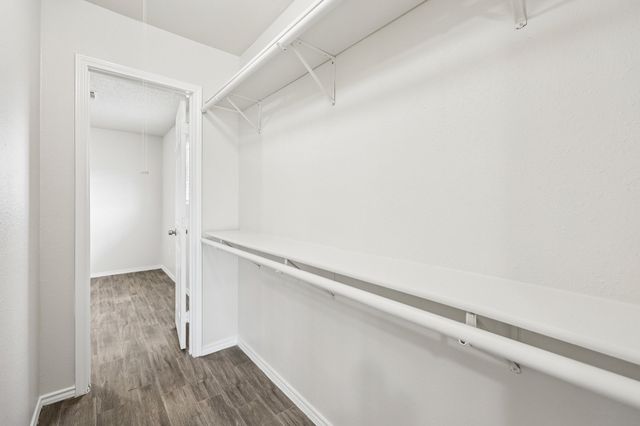 320 Edgewood Street, Krum, TX 76249